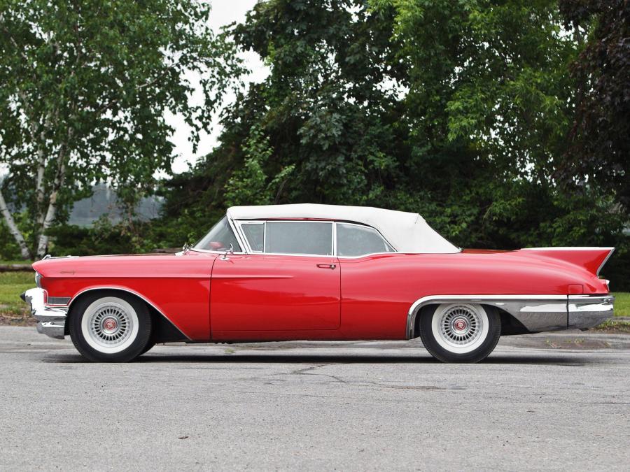  Cadillac Eldorado Biarritz Convertible 1957 года  (фото 93 из 98)